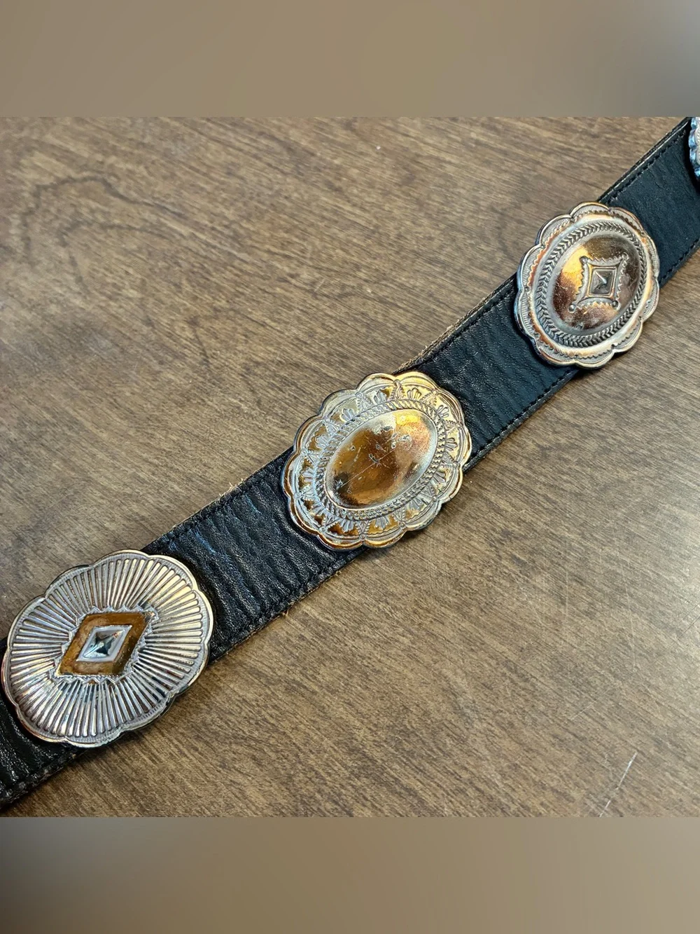 JUSTIN 514BK Western Black and Black Leather Concho Belt, Buckle & Tip 32 (1992)